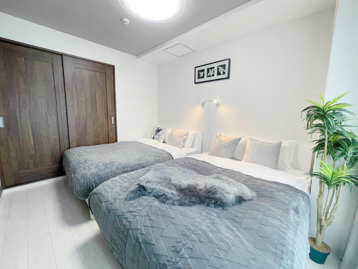 Apartament Dotonbori Royal Osaka Zewnętrze zdjęcie